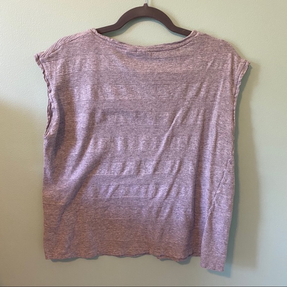 🐠3/$20🐠 Grey Bench Short T-Shirt - Picture 4 of 4